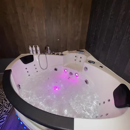 Apartment Brise Marine 2 -t3 - Jacuzzi - Clim - Terrasse -centre Perpignan